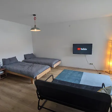 Ideales Messe Appartment 15min Fahrtweg Kirchheim unter Teck Extérieur photo