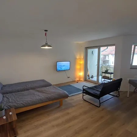 Ideales Messe Appartment 15min Fahrtweg Kirchheim unter Teck Extérieur photo
